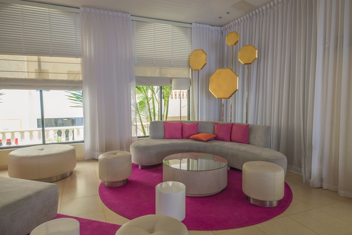 Hotel Avalon Grand Cancun
