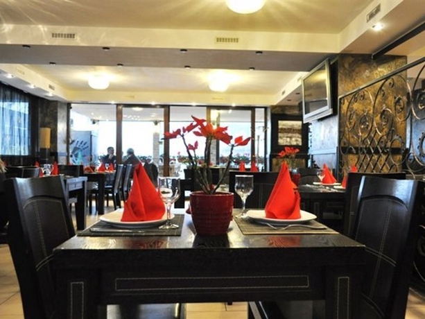 Hotel Avis Hotel