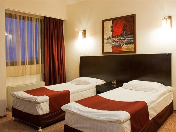Hotel Avis Hotel
