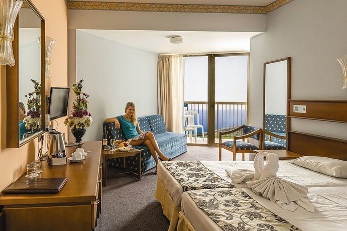 Hotel Avlida