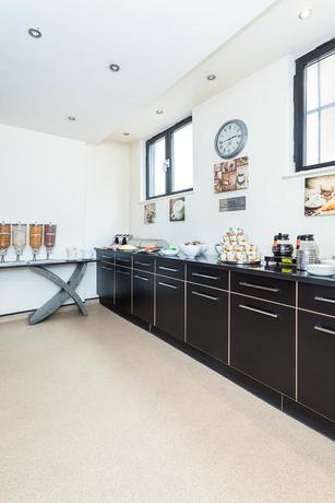 Hotel Avni Kensington