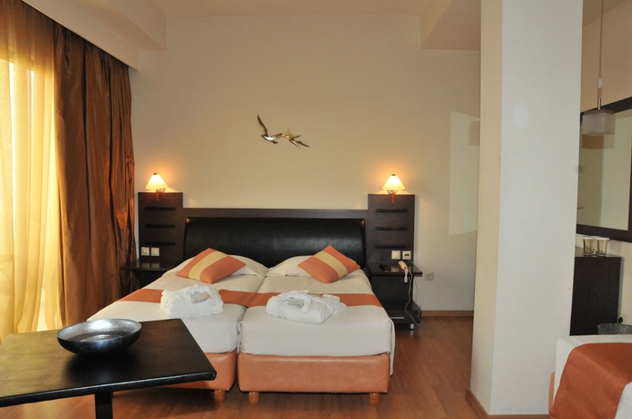 Hotel Avra