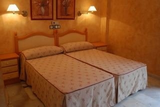 Hotel BECERRA SANTA LUCIA