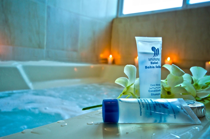 Hotel Bahia Suites