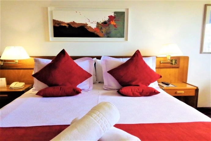 Hotel Balmoral Plaza Hotel