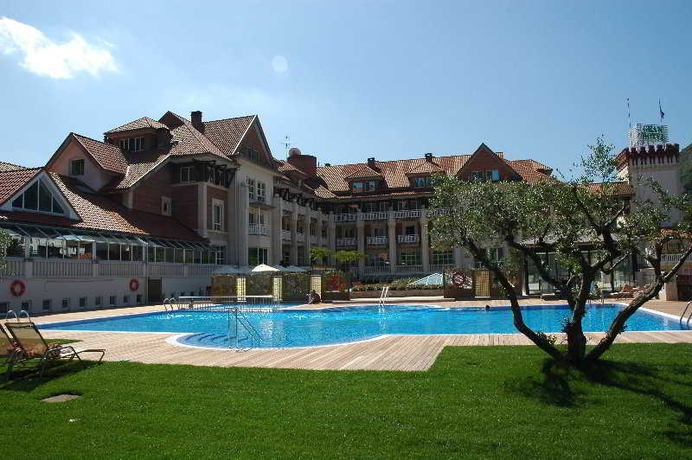 Hotel Balneario De Puente Viesgo