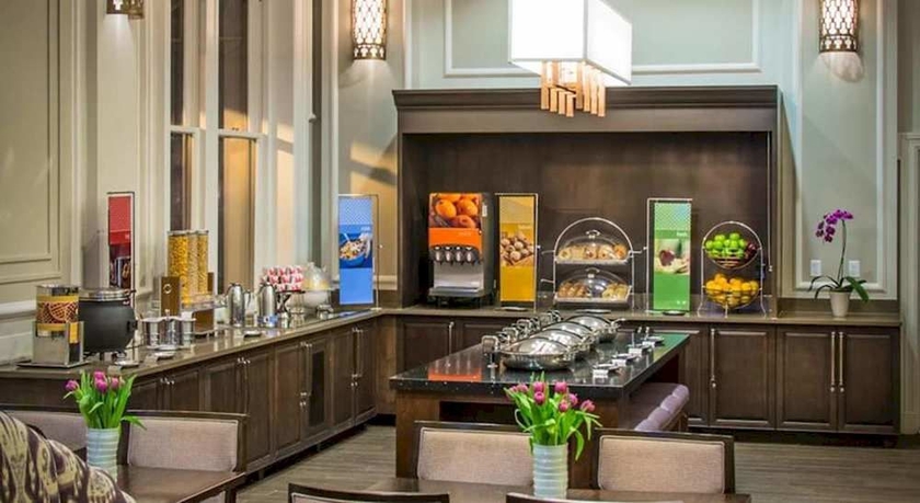 Hotel Baltimore Inner Harbor Hampton Inn & Suites