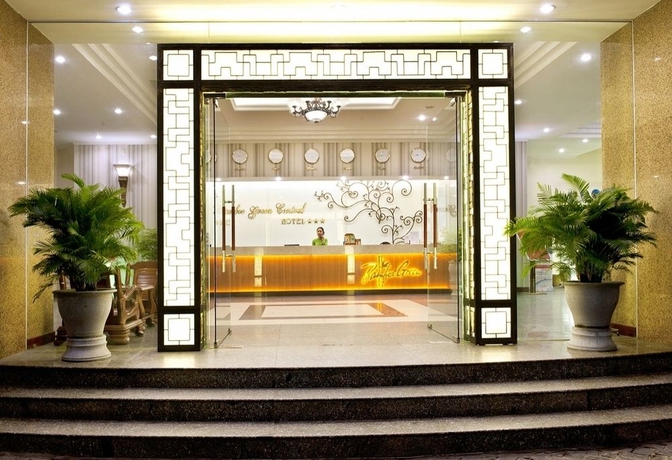 Hotel Bamboo Green Central