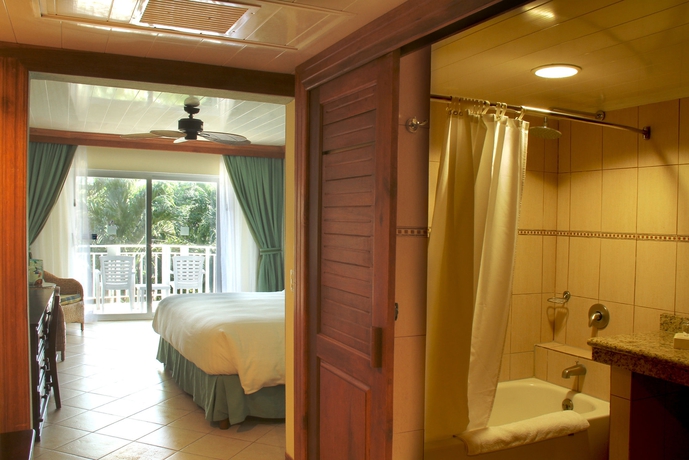 Hotel Barcelo Langosta Beach