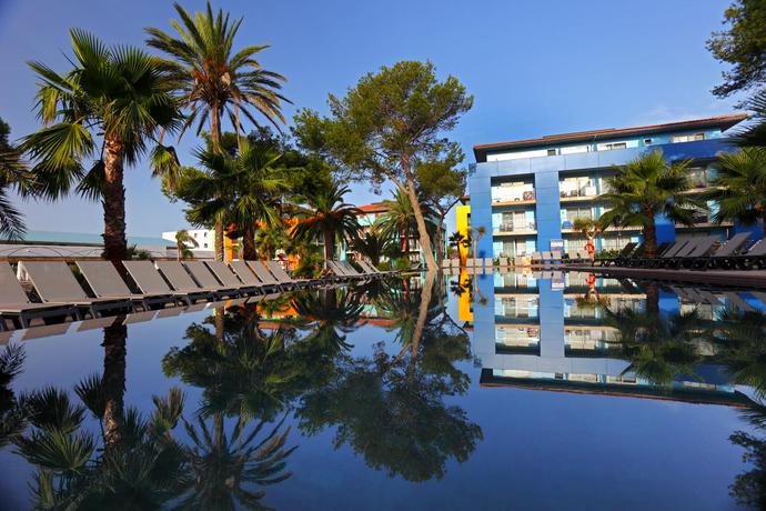 Hotel Barcelo Pueblo Menorca