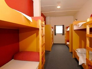 Hotel Base Rotorua Central