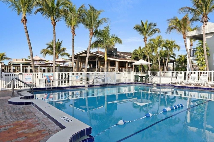 Hotel Beachcomber Beach Resort & Hotel