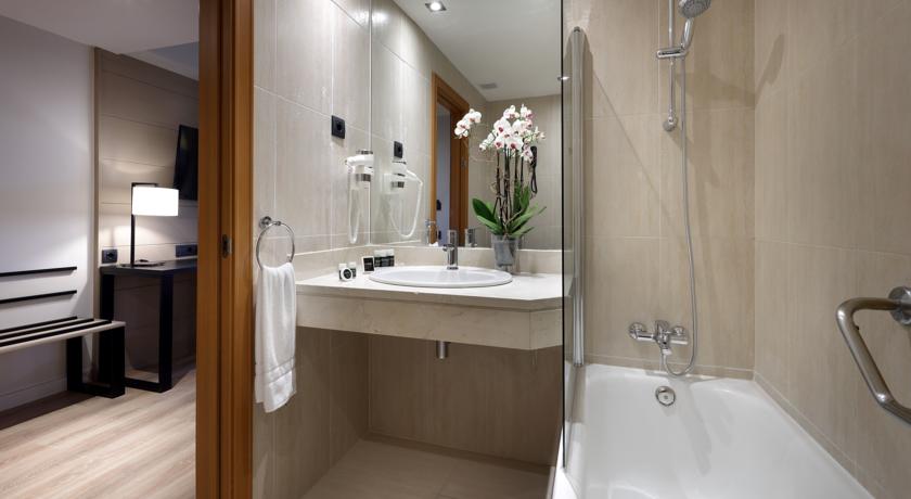 Hotel Beatriz Rey Don Jaime