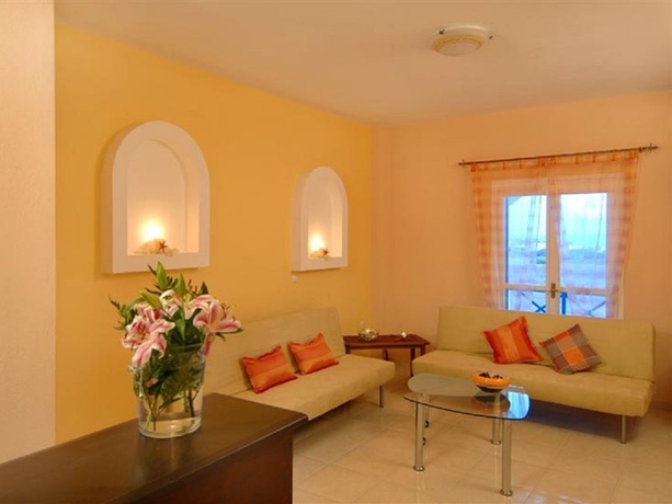 Hotel Bella Santorini