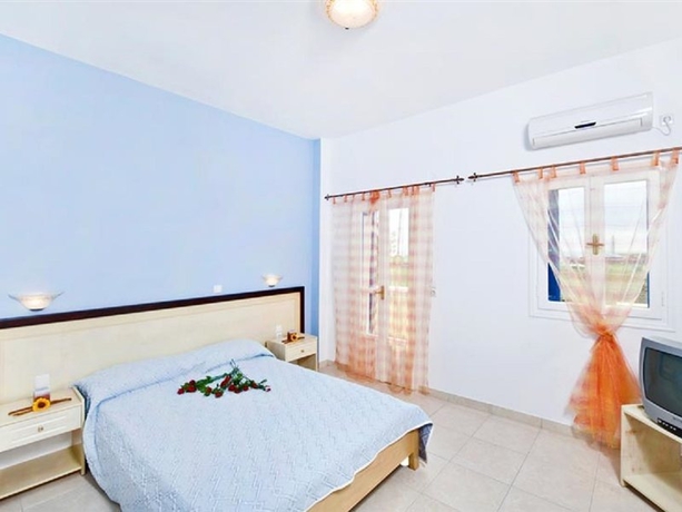 Hotel Bella Santorini