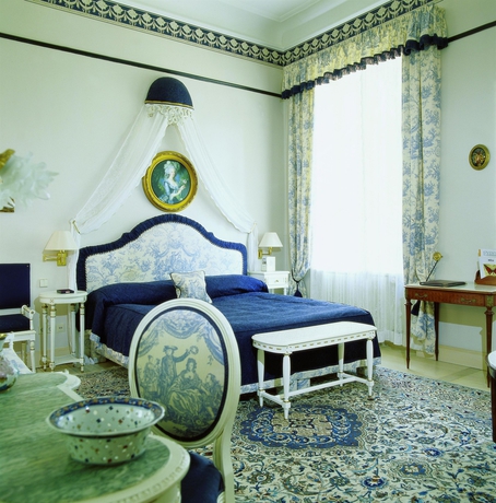 Hotel Belle Epoque