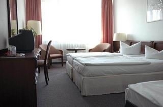 Hotel Berolina Airport