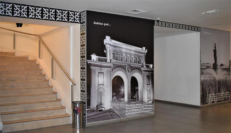 Hotel Best W Plaza Genova Guadalajar