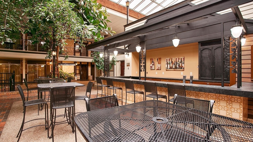 Hotel Best Western Heritage Inn