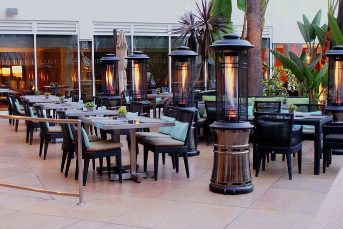 Hotel Beverly Hilton