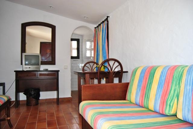 Hotel Binivell Park
