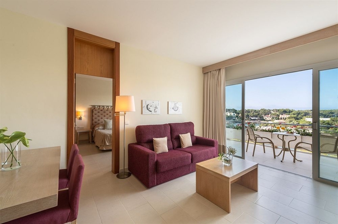 Hotel Blau Porto Petro Beach Resort & Spa