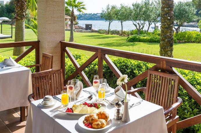 Hotel Blau Porto Petro Beach Resort & Spa