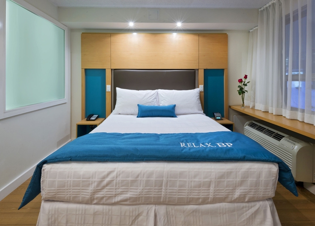 Hotel Bond Place