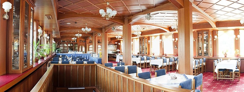Hotel Botel Albatros