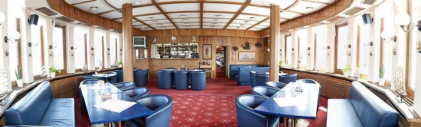 Hotel Botel Albatros