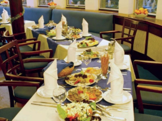 Hotel Botel Racek