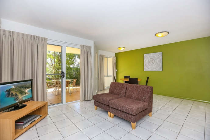 Hotel Breakfree Eco