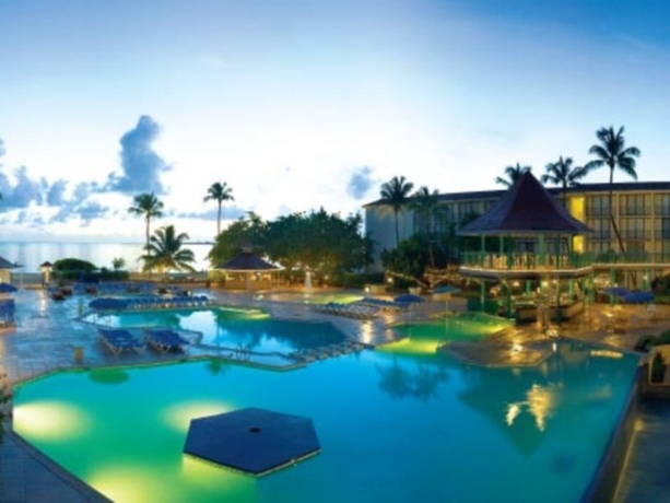 Hotel Breezes