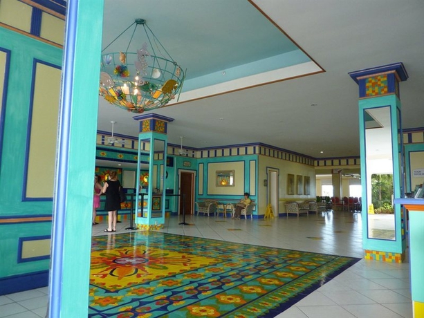 Hotel Breezes