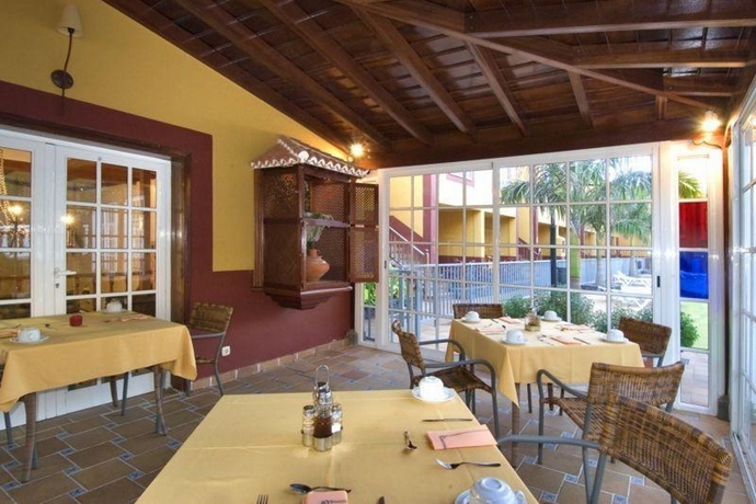 Hotel Breñas Garden