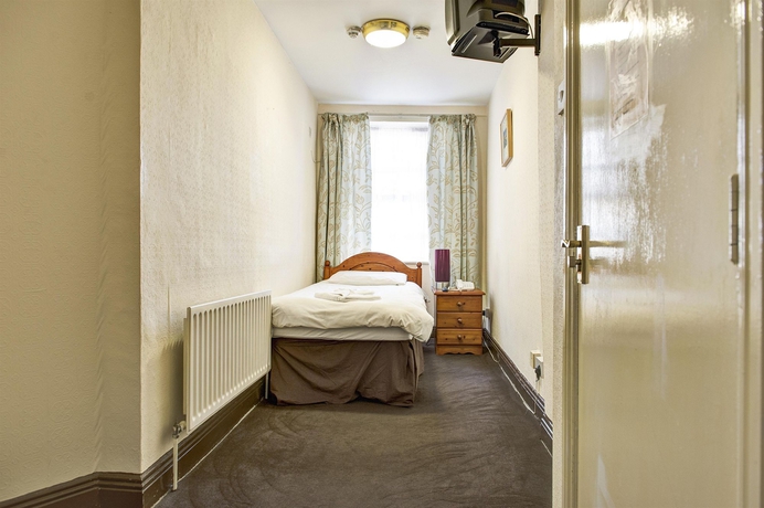 Hotel Bridge House