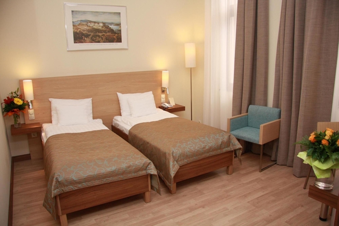 Hotel Bristol