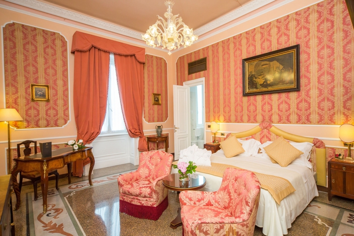 Hotel Bristol Palace