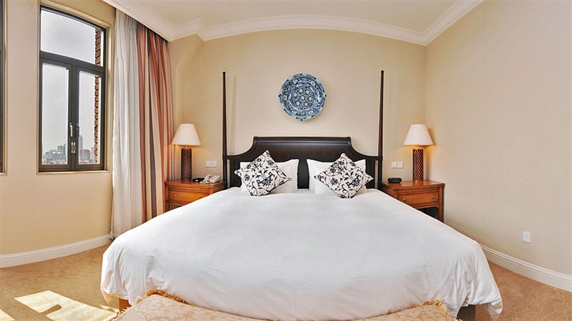 Hotel Broadway Mansions