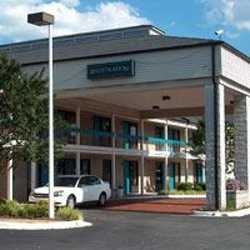 Hotel Brookwood Inn