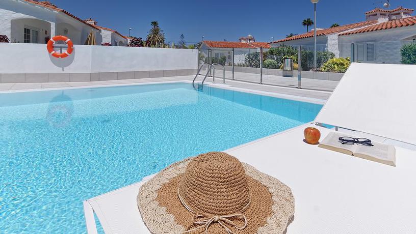 Hotel Bungalows Adonis
