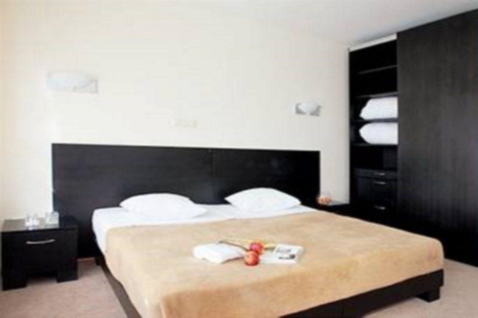 Hotel Bura 