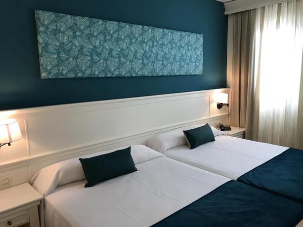 Hotel Cabogata Plaza Suites
