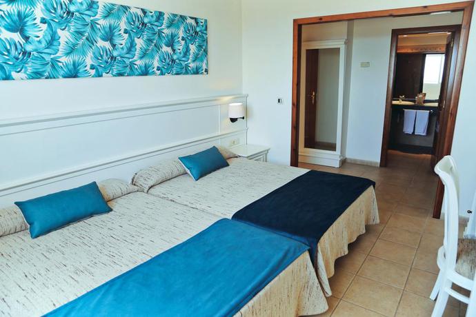 Hotel Cabogata Plaza Suites