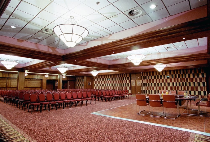 Hotel Cairndale Hotel & Leisure Club