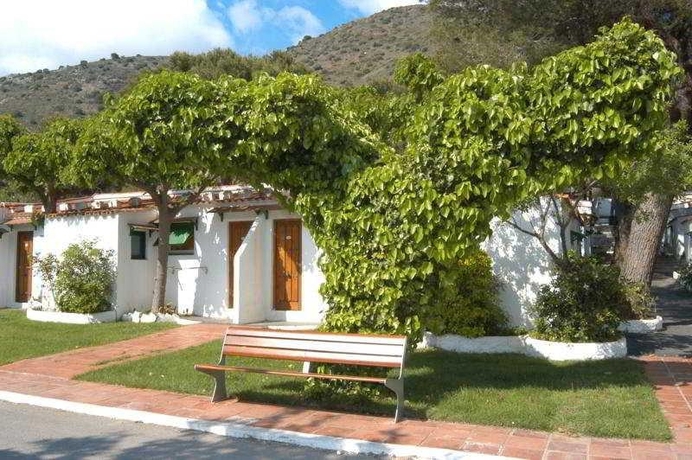 Hotel Cala Montjoi