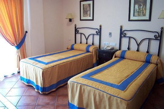 Hotel Calderon