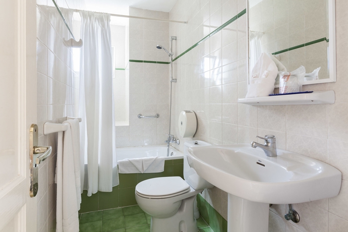 Hotel Caleta Garden