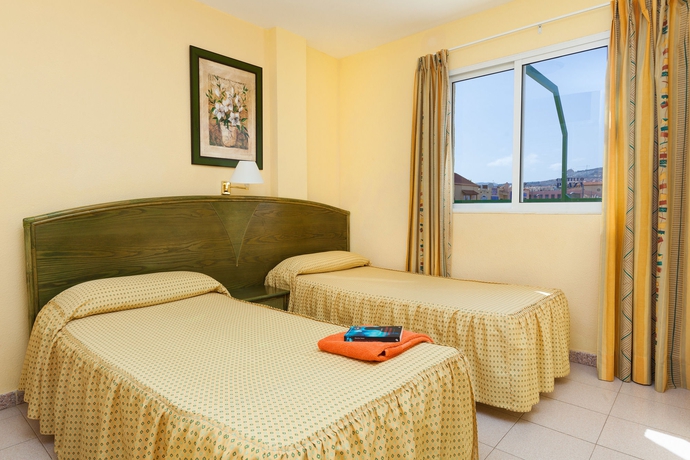 Hotel Caleta Garden
