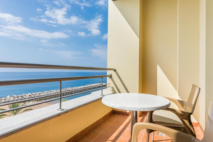 Hotel Calheta Beach